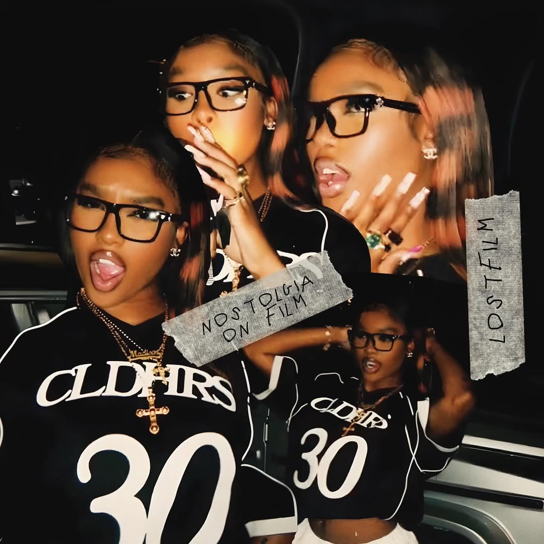 Retro 2000's Digital Camera